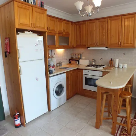 Nicholas Gate B 6 Hotel *