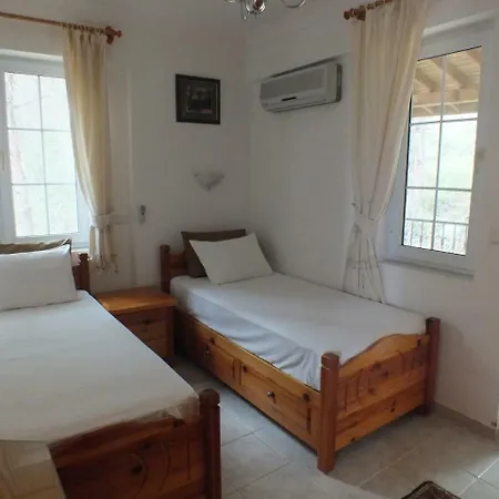 Nicholas Gate B 6 Hotel *
